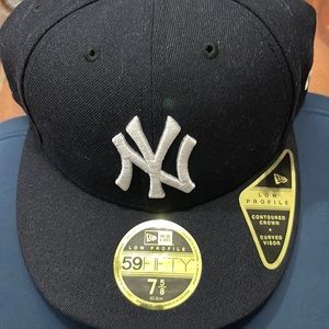 NY Yankees fitted cap